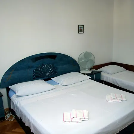 Apartamento With Parking Space Supetar, Brac - 14426
