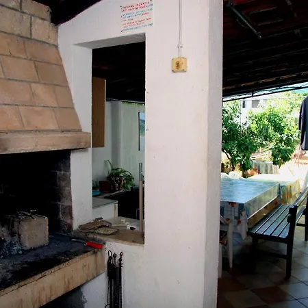 Appartement With Parking Space Supetar, Brac - 14426