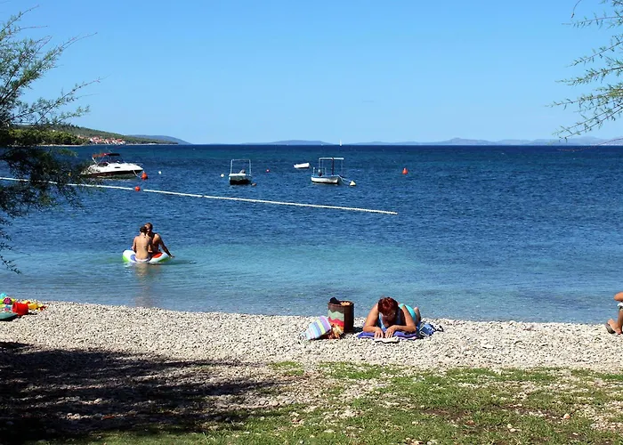 Apartman With Parking Space Supetar, Brac - 14426 Supetar